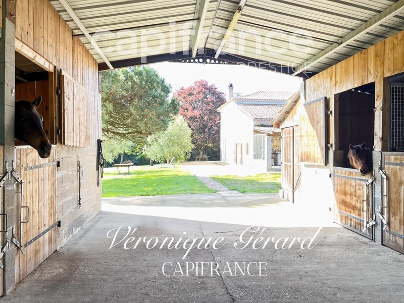 Haras - 255 m² - 7 pièces