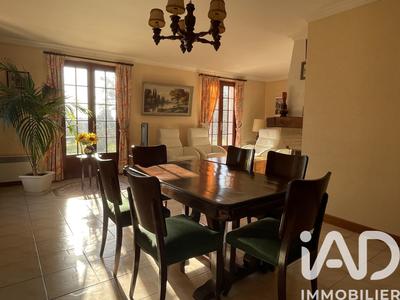 Maison - 101 m² - 5 pièces