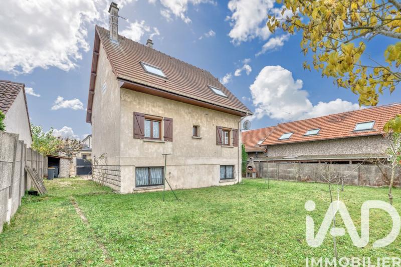 Maison - 105 m² - 5 pièces