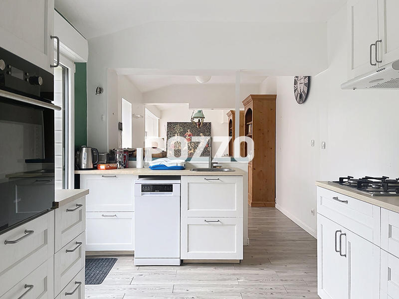 Maison - 75 m² - 5 pièces