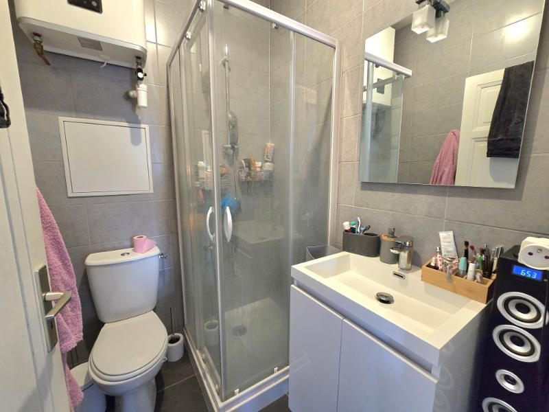 Immeuble - 160 m² - 9 pièces