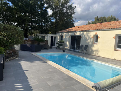 Villa - 137 m² - 7 pièces