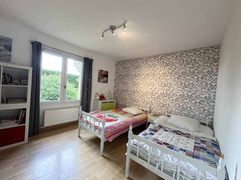 Maison - 200 m² - 7 pièces