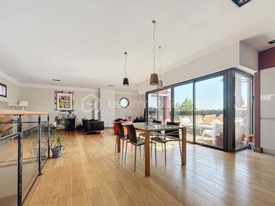 Immeuble - 256 m² - 12 pièces