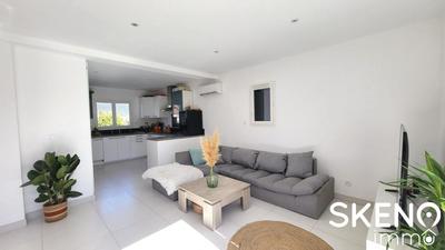 Villa - 90 m² - 4 pièces