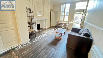 Maison - 122 m² - 7 pièces