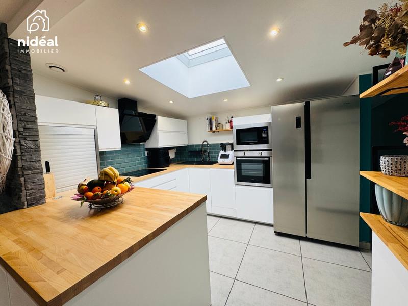 Maison - 105 m² - 5 pièces