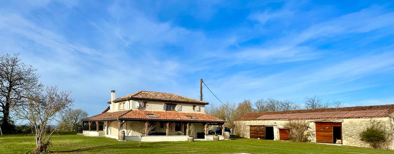 Maison - 130 m² - 4 pièces