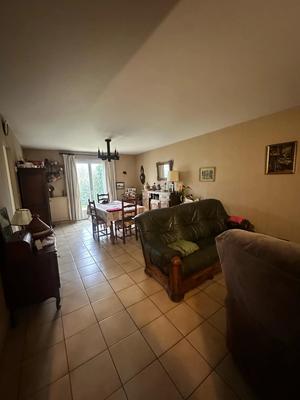 Maison - 90 m² - 6 pièces