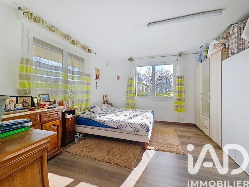 Maison - 231 m² - 10 pièces