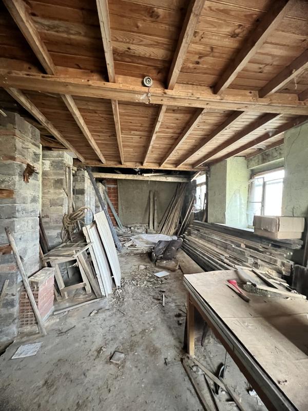 Maison - 400 m² - 12 pièces