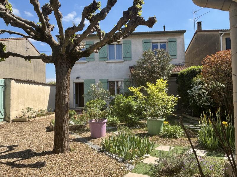 Maison - 130 m² - 6 pièces