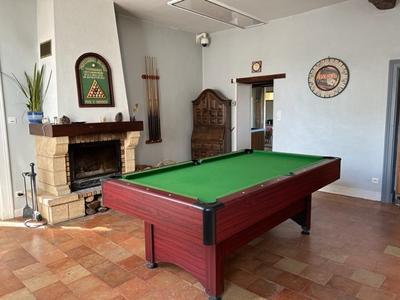 Maison - 224 m² - 10 pièces