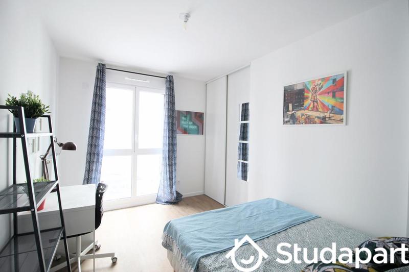 Chambre - 10 m² - 1 pièce