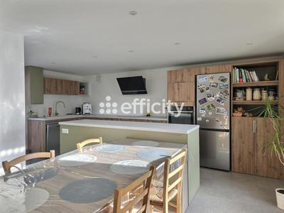 Maison - 122 m² - 4 pièces