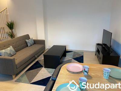 Chambre - 12 m² - 1 pièce