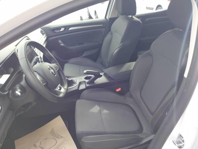 Renault Mégane IV Berline Blue dCi 115 Evolution