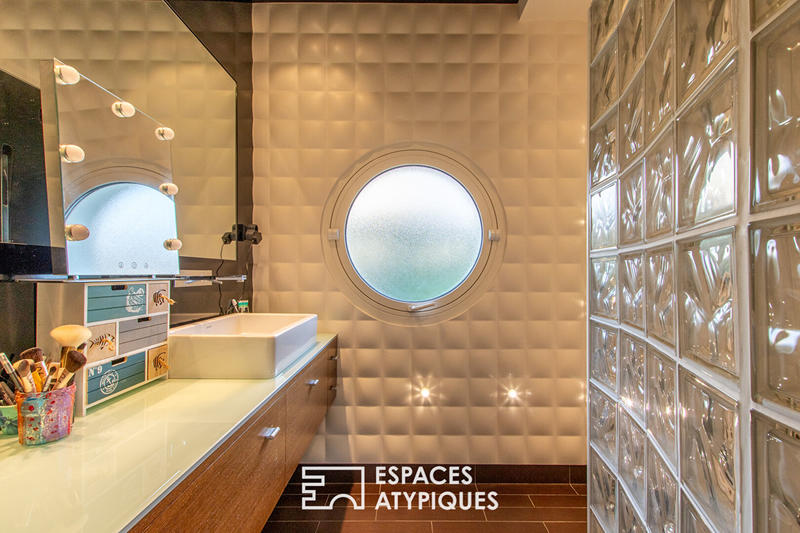 Maison - 222 m² - 6 pièces