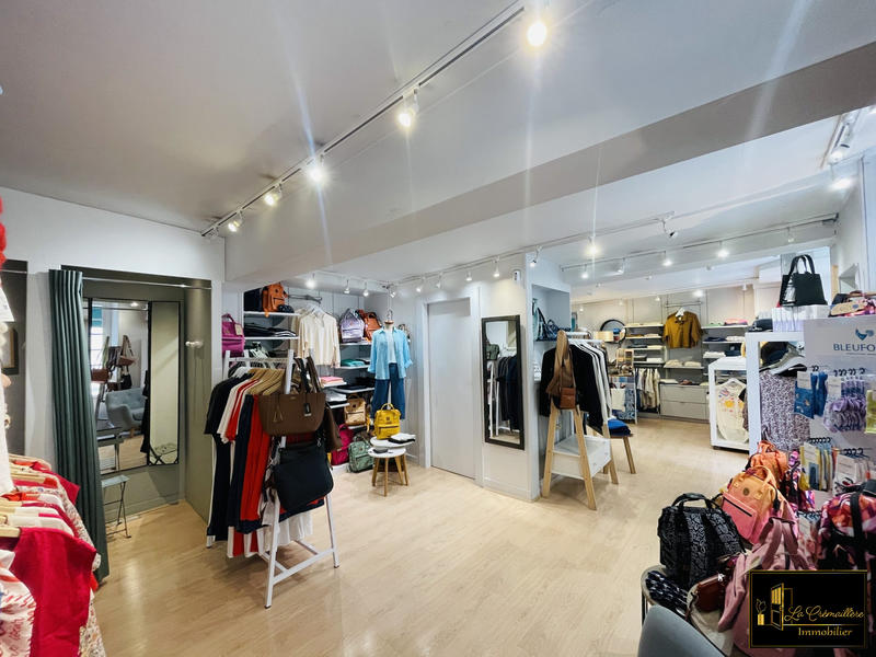 Fonds de commerce - Magasins - 59 m²