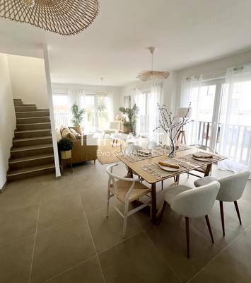 Appartement - 99 m² - 4 pièces