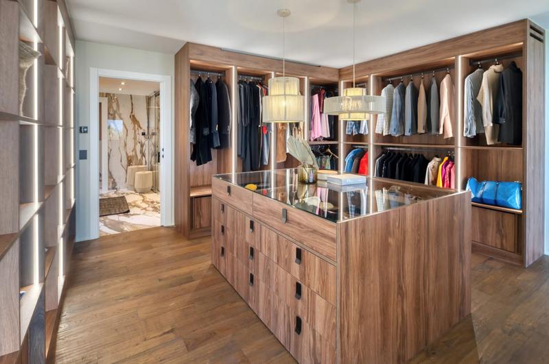 Villa - 286 m² - 6 pièces