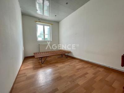 Maison de ville - 70 m² - 4 pièces