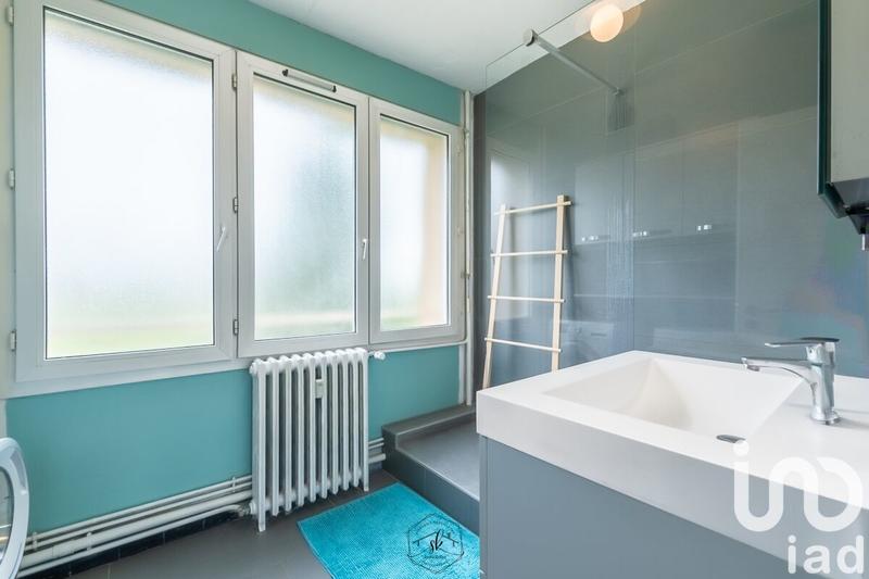 Appartement - 121 m² - 6 pièces