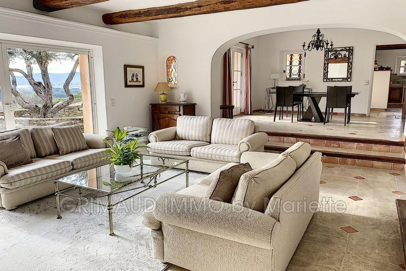 Villa - 180 m² - 6 pièces