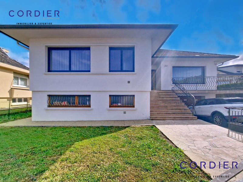 Maison - 172 m² - 8 pièces