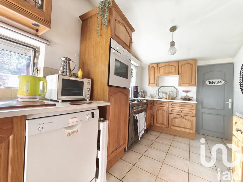 Maison - 227 m² - 11 pièces