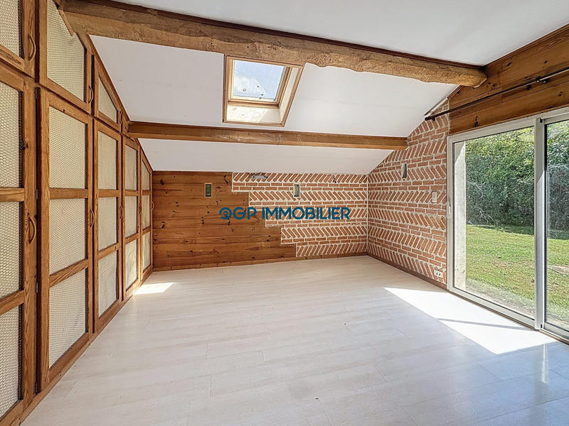 Maison - 200 m² - 4 pièces