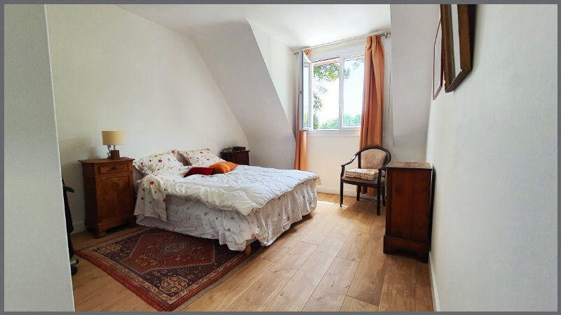 Maison - 140 m² - 7 pièces