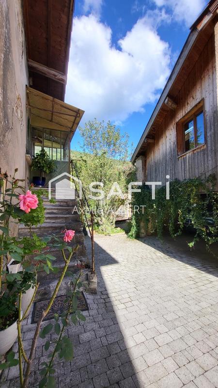 Maison de village - 144 m² - 5 pièces