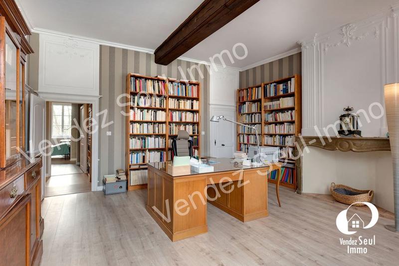 Maison de maîtres - 240 m² - 7 pièces