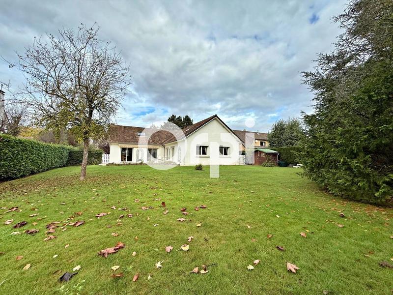 Maison - 230 m² - 8 pièces