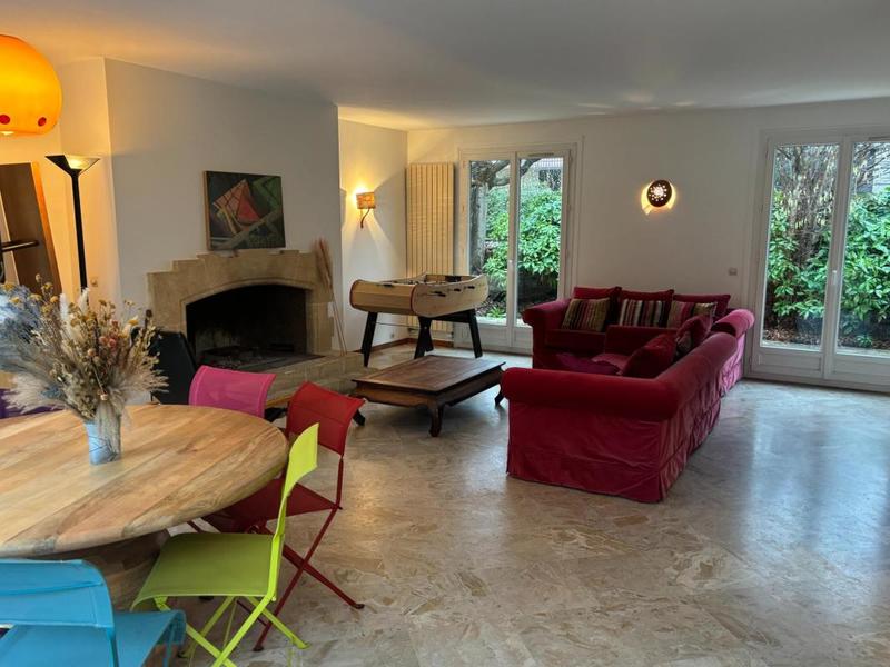 Maison - 267 m² - 6 pièces