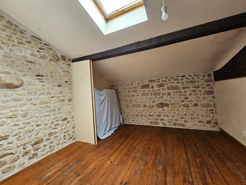 Maison - 202 m² - 6 pièces