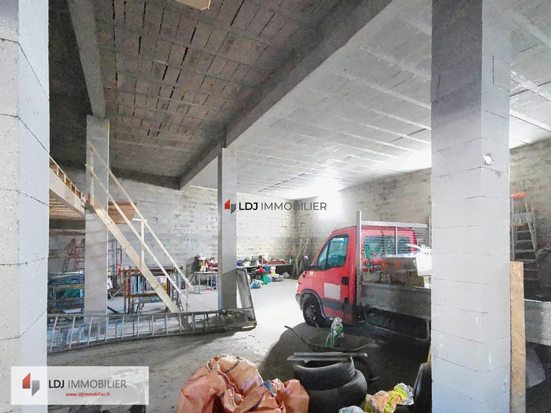 Maison - 110 m² - 4 pièces