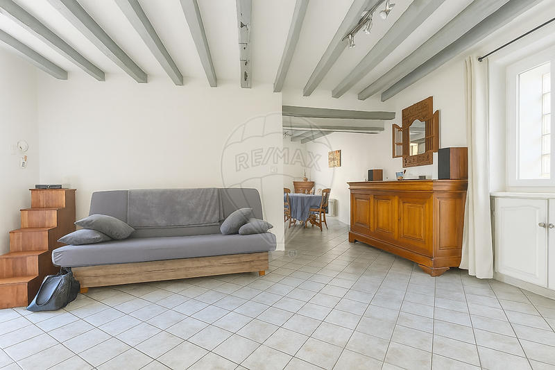 Demeure - 96 m² - 5 pièces