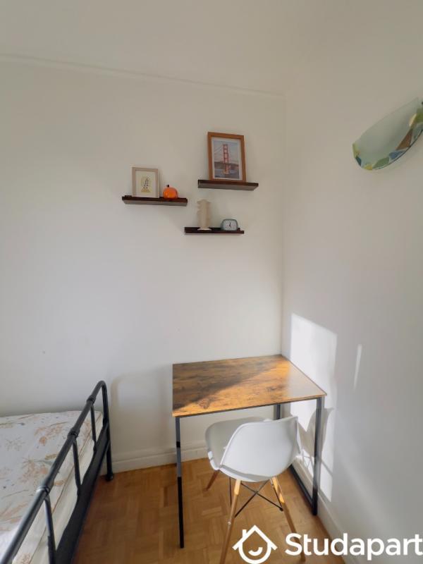 Chambre - 14 m² - 1 pièce