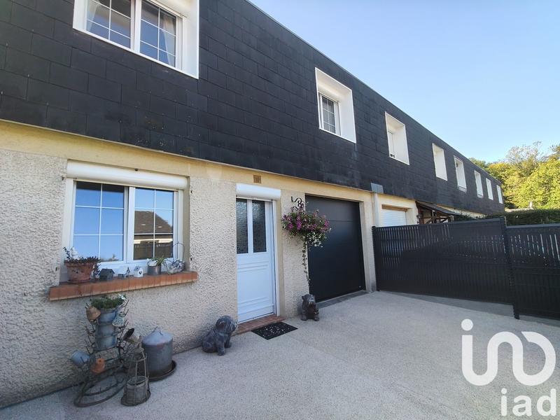 Maison - 98 m² - 5 pièces