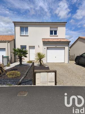 Maison - 87 m² - 4 pièces