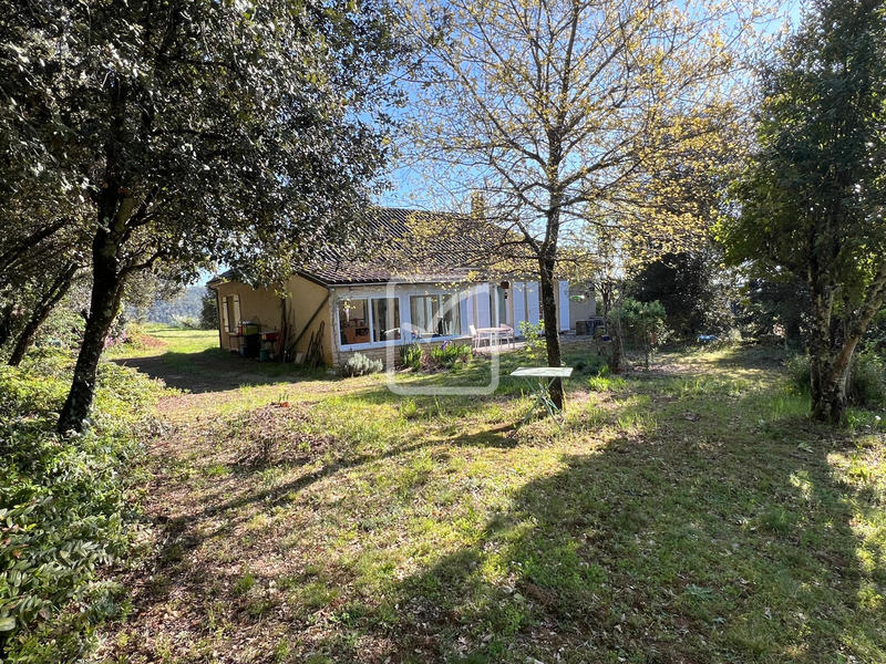 Maison - 143 m² - 7 pièces