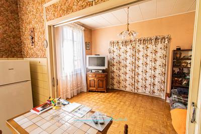 Maison - 194 m² - 8 pièces