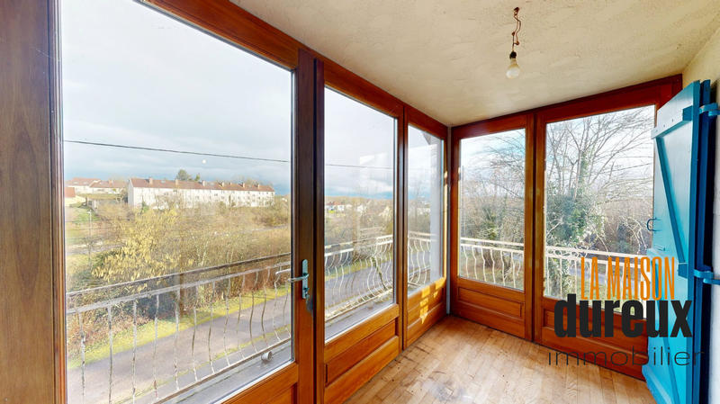 Maison traditionnelle - 114 m² - 6 pièces