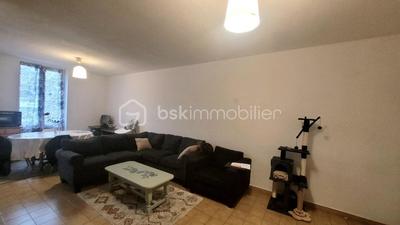 Immeuble - 750 m² - 8 pièces