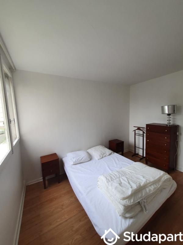 Chambre - 12 m² - 1 pièce