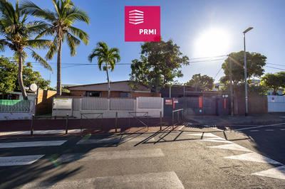 Maison - 250 m² - 1 pièce