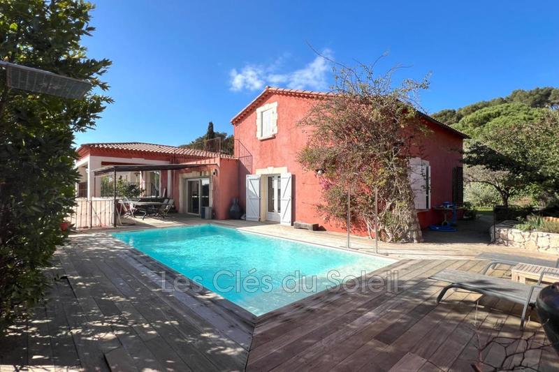 Maison - 170 m² - 8 pièces