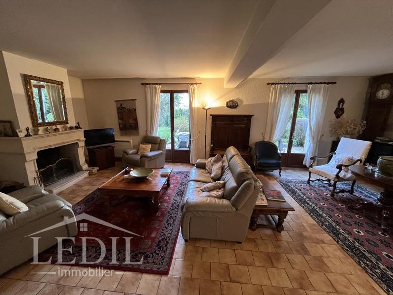 Maison - 176 m² - 6 pièces